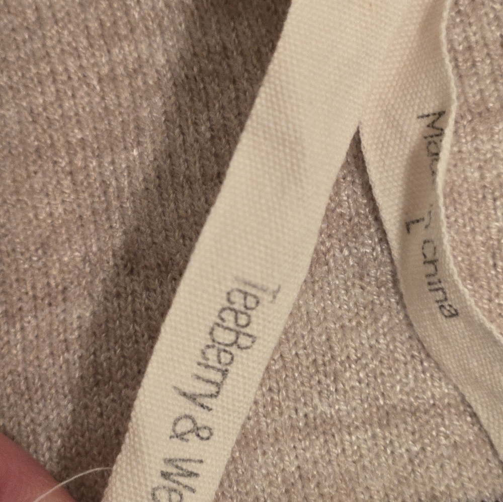 Colorblock Lightweight Sweater - Picture 3 of 3